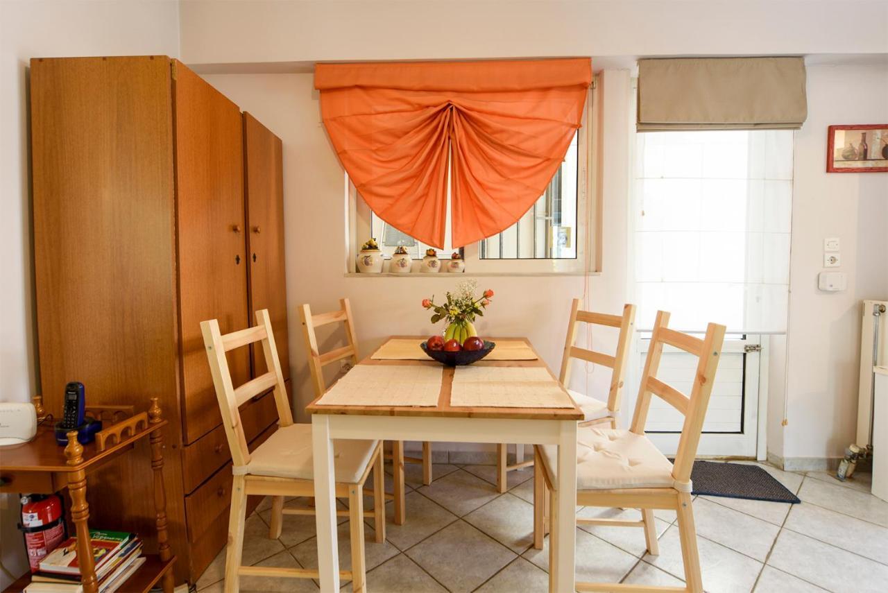 Mother'S House Athena Bagian luar foto